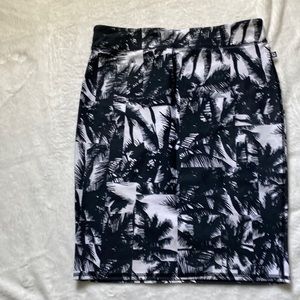 Fabletics pencil skirt L